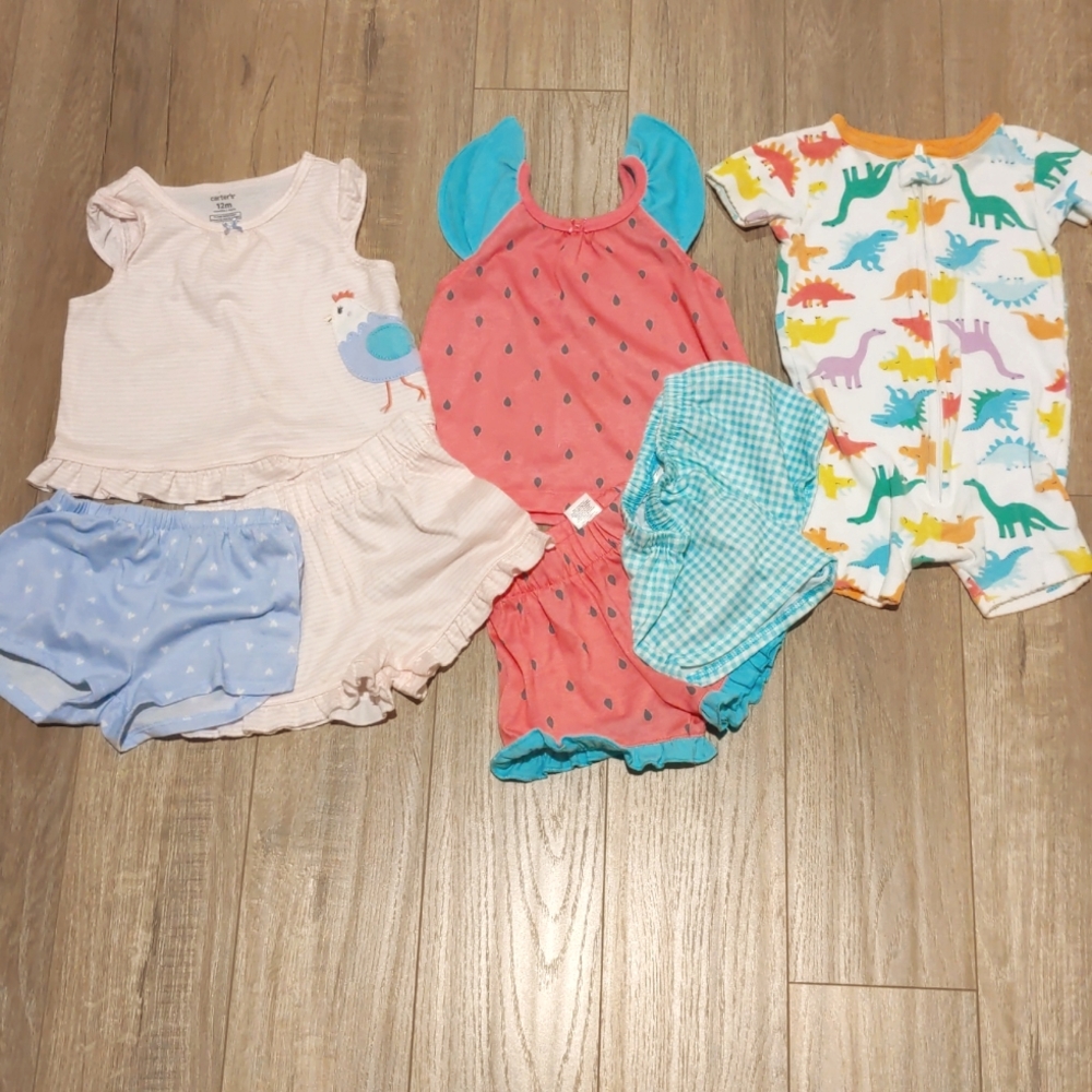 Lot of 7 pieces Carter's Infant Pajamas